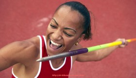 88看球网-世俱杯球衣品牌历史沿革年代表及发展脉络分析